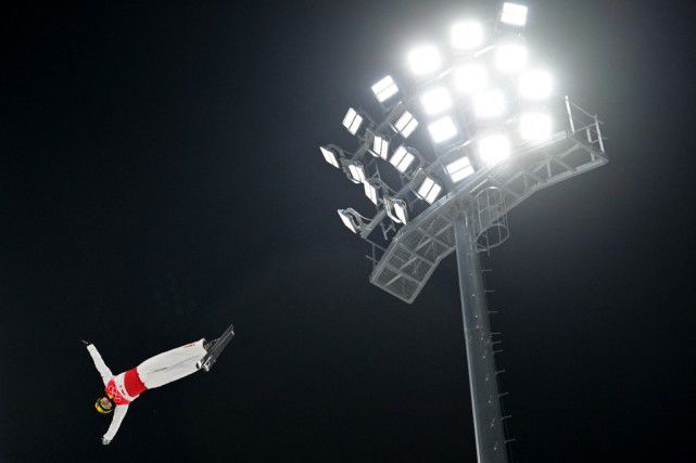 国产00高中生在线视频无广告