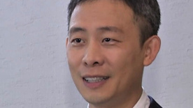 勇士被魅魔夹住双腿榨精